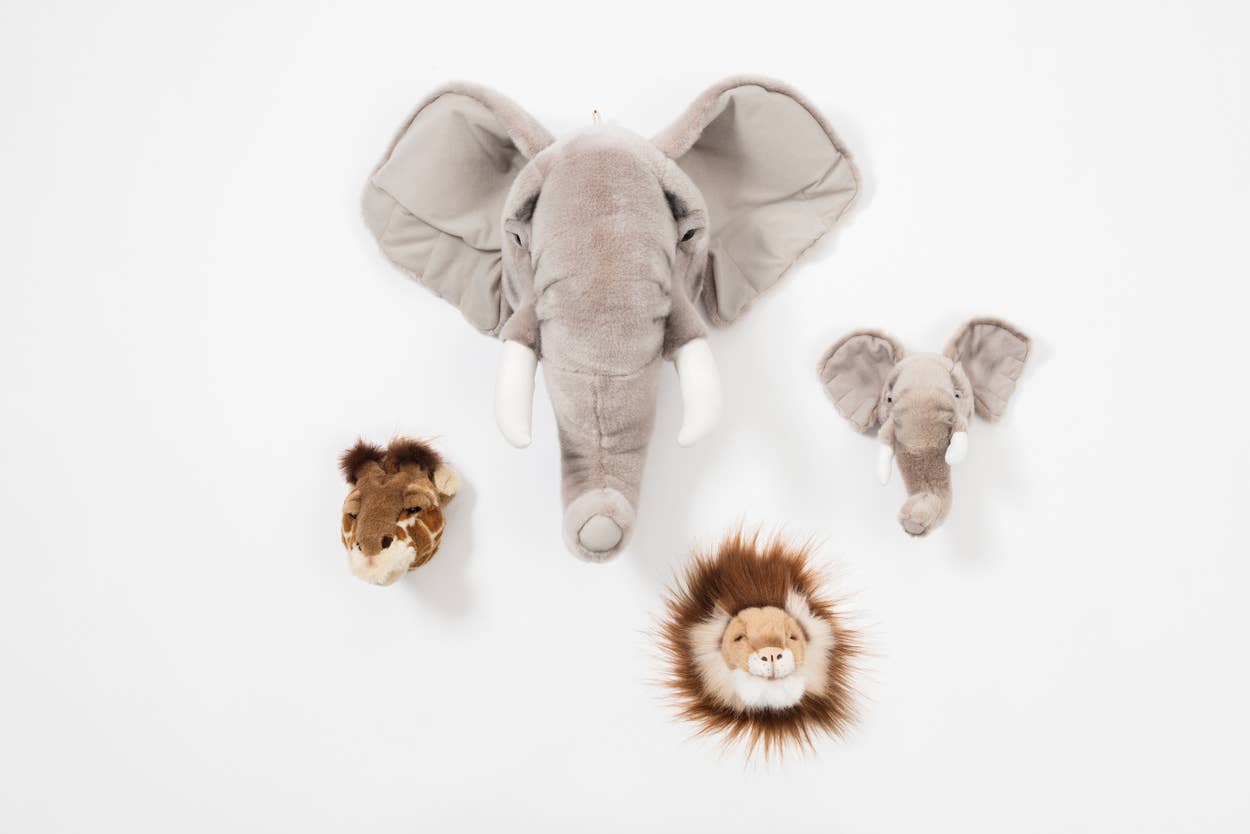 Mini Plush Animal Head Wall Decor: Safari Set