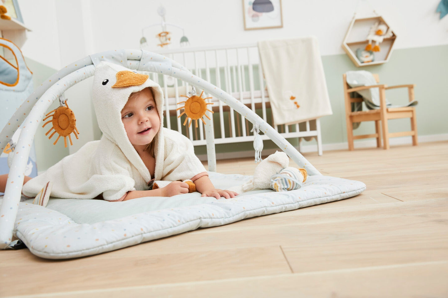 Edda the Duck activity mat