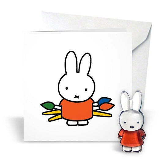 Karte mit kleinem Miffy-Rabbit-Artikel