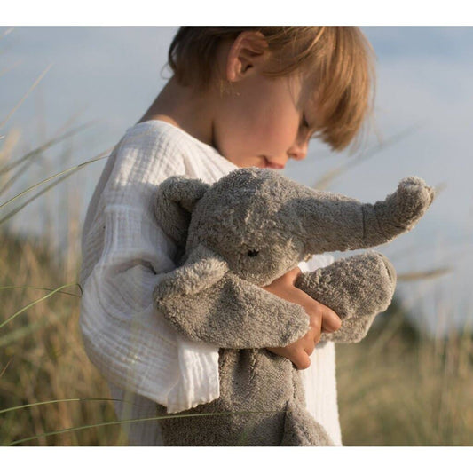 Kleiner Plüschelefant