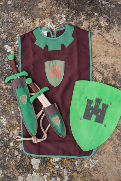 Grüner Sperrholzschild Kamelot kleines Modell mit Burg