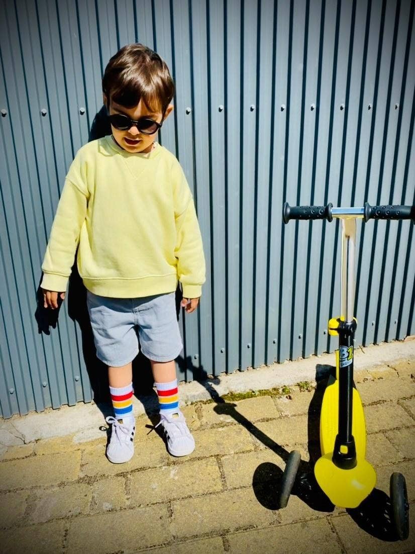 Kindersocken in Primärfarben