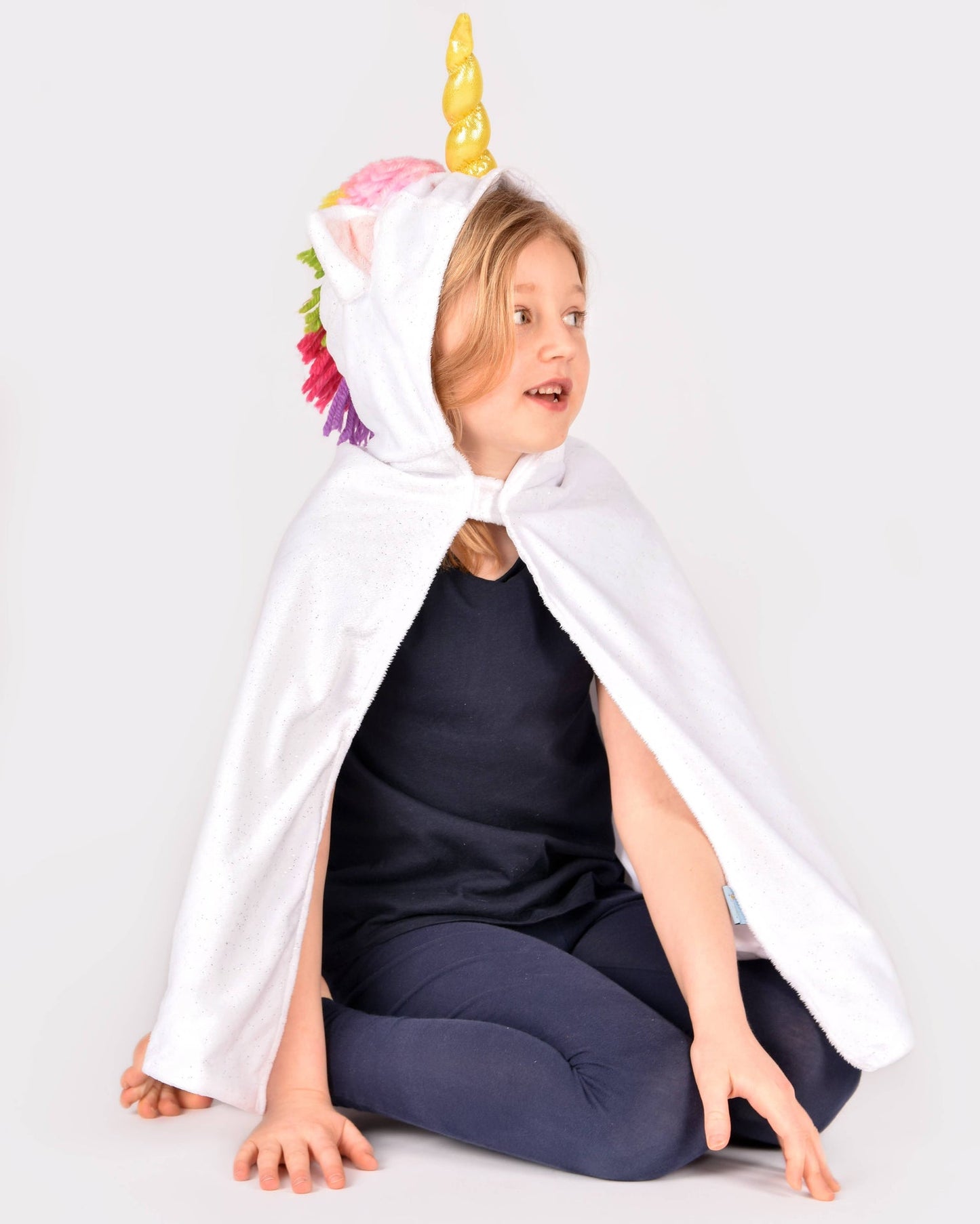 Cape licorne blanche arc-en-ciel 3-8 ans (taille 98-128)