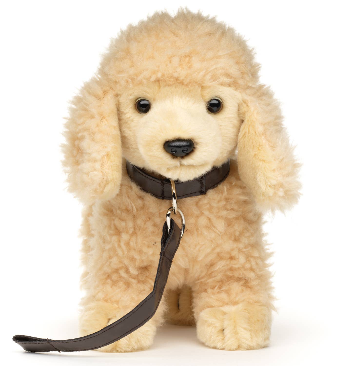 Peluche Caniche abricot, debout (avec laisse)