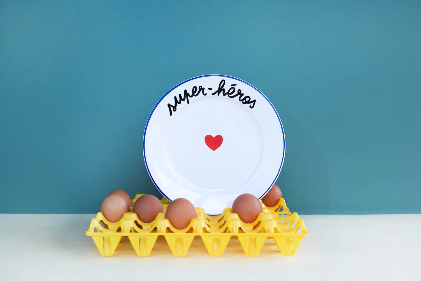 Assiette La Famille S’éclate - Super-Héros – vue produit 3