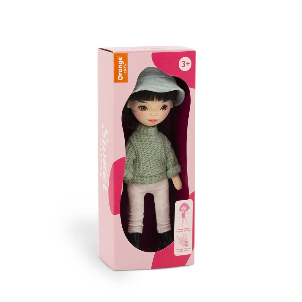 Lilu-Puppe mit grünem Pullover, 32 cm