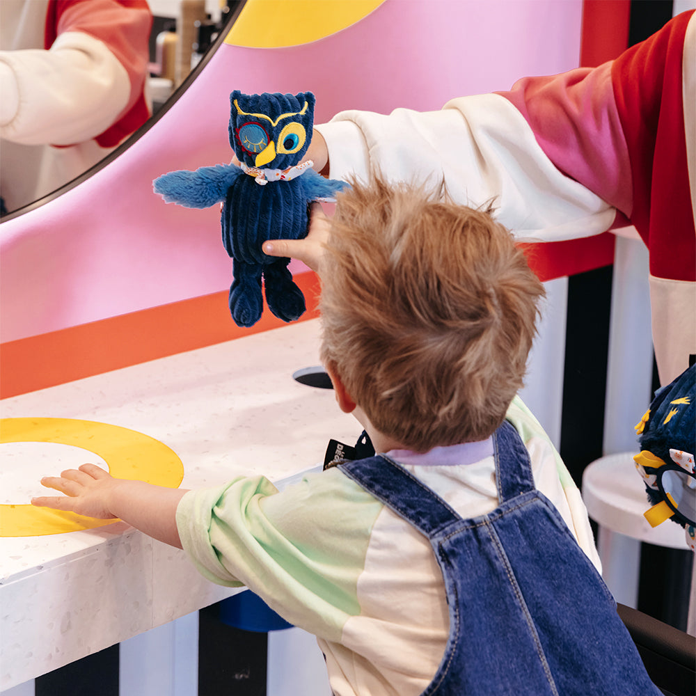 Peluche avec boîte cadeau Petit Simply Astros le hibou – vue 2