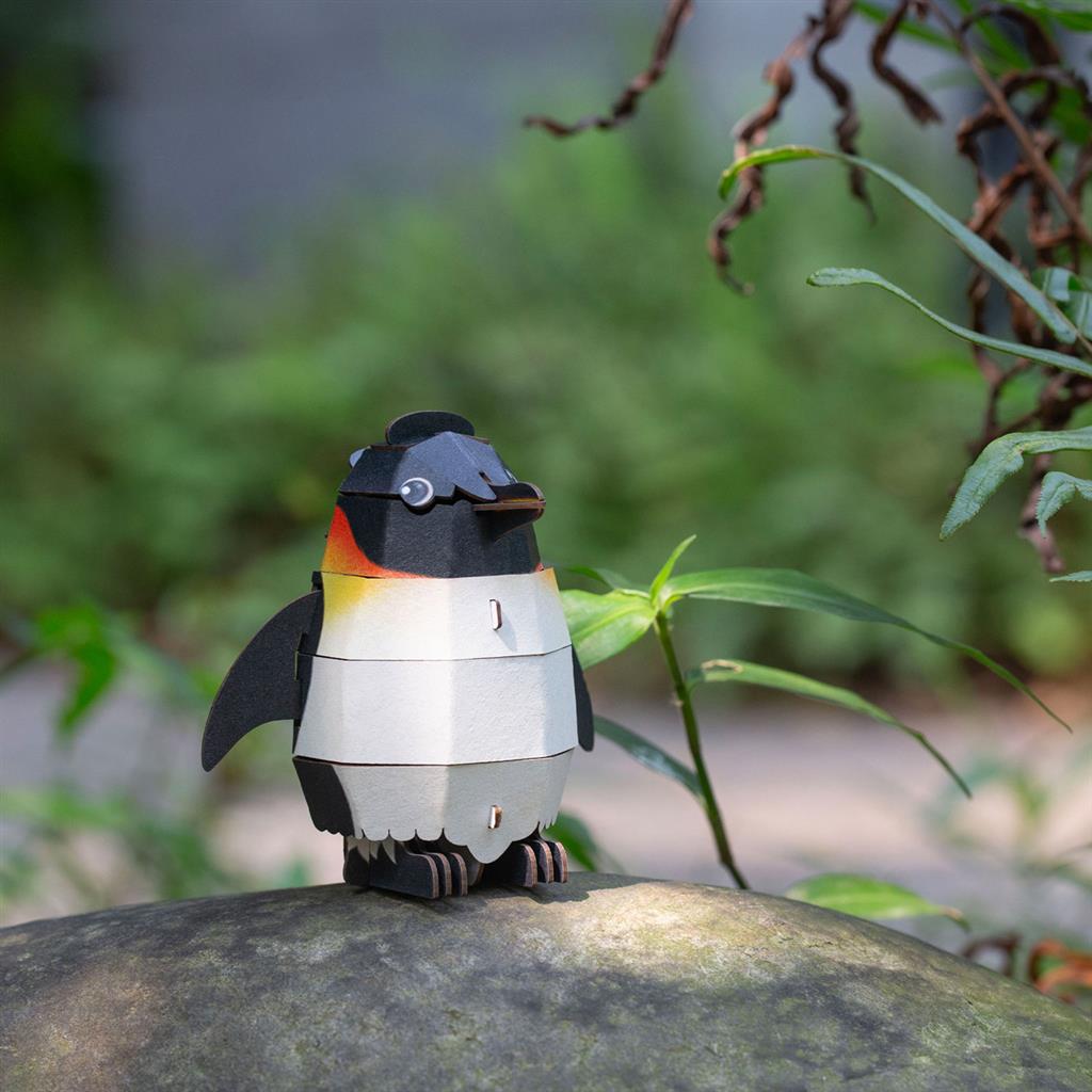 3D Construction Puzzle - Emperor Penguin