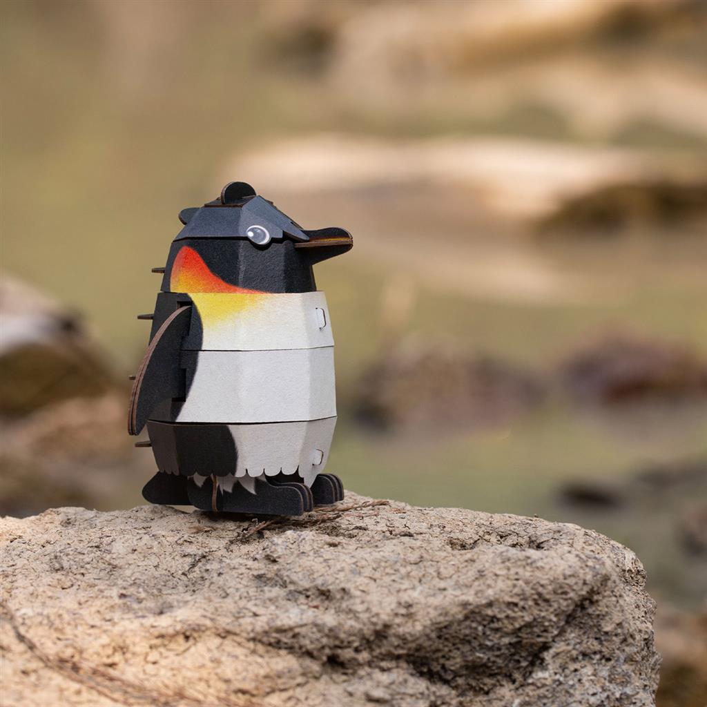 3D Construction Puzzle - Emperor Penguin