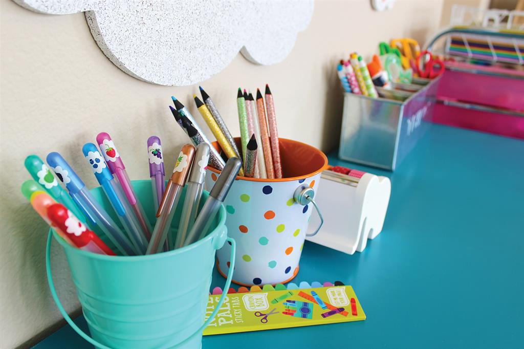 Set of 12 Glitter and Scented Gel Pens