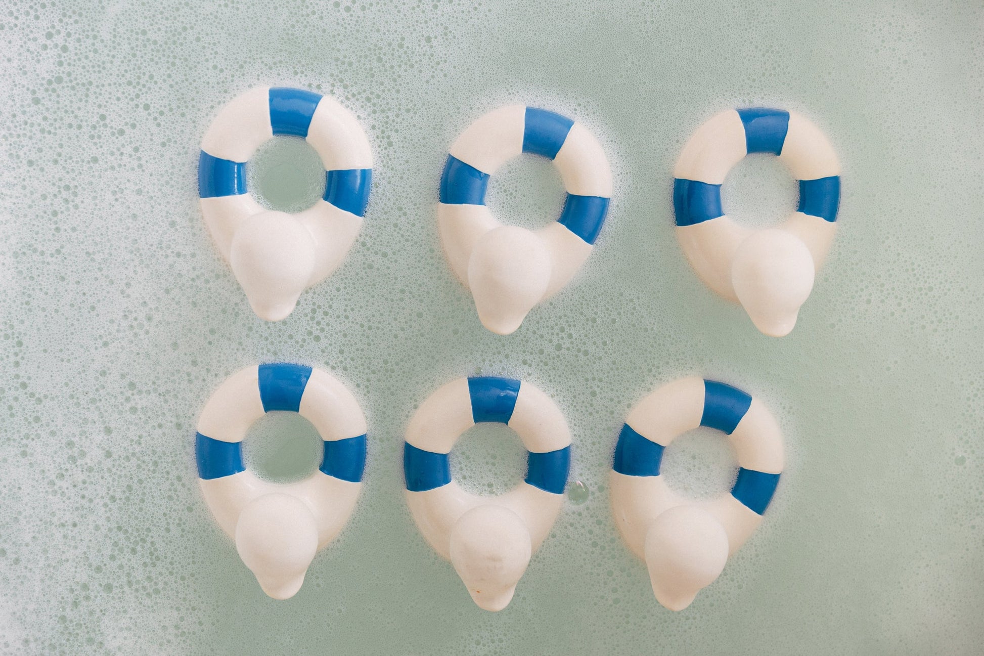 Produit Flo The Floatie Navy Collection