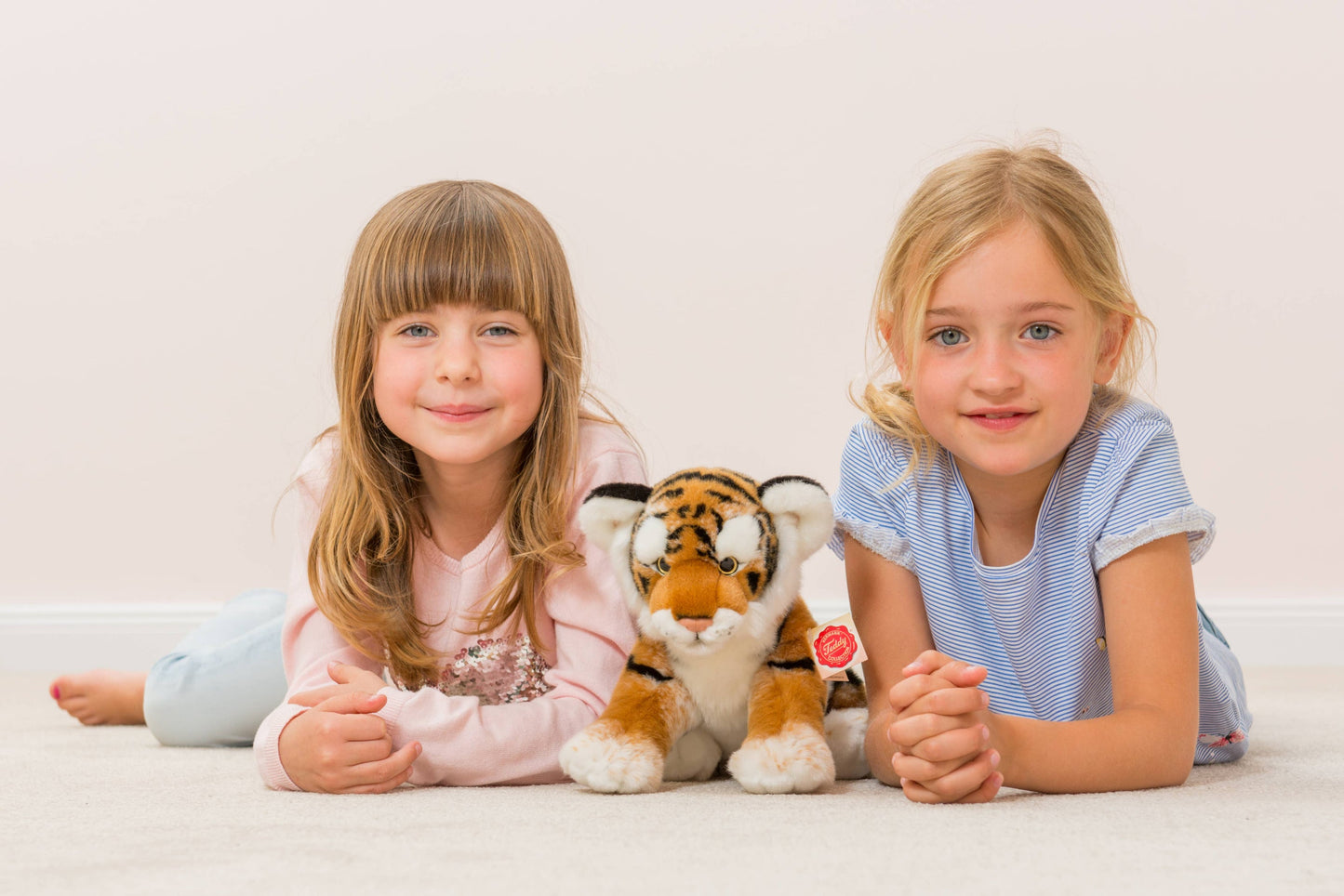 Plüschtier „Sitzender Tiger“