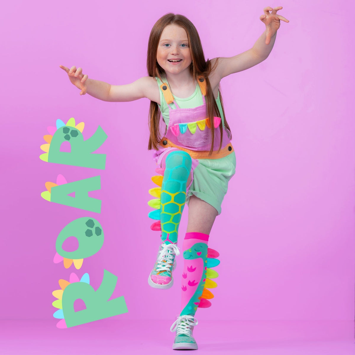 BRÜLLENDE DINOSAURIER-SOCKEN