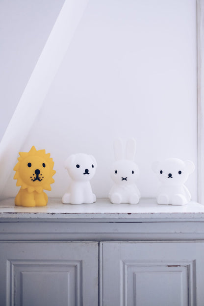 Wiederaufladbares Nachtlicht von First Light – Miffy &amp; Friends