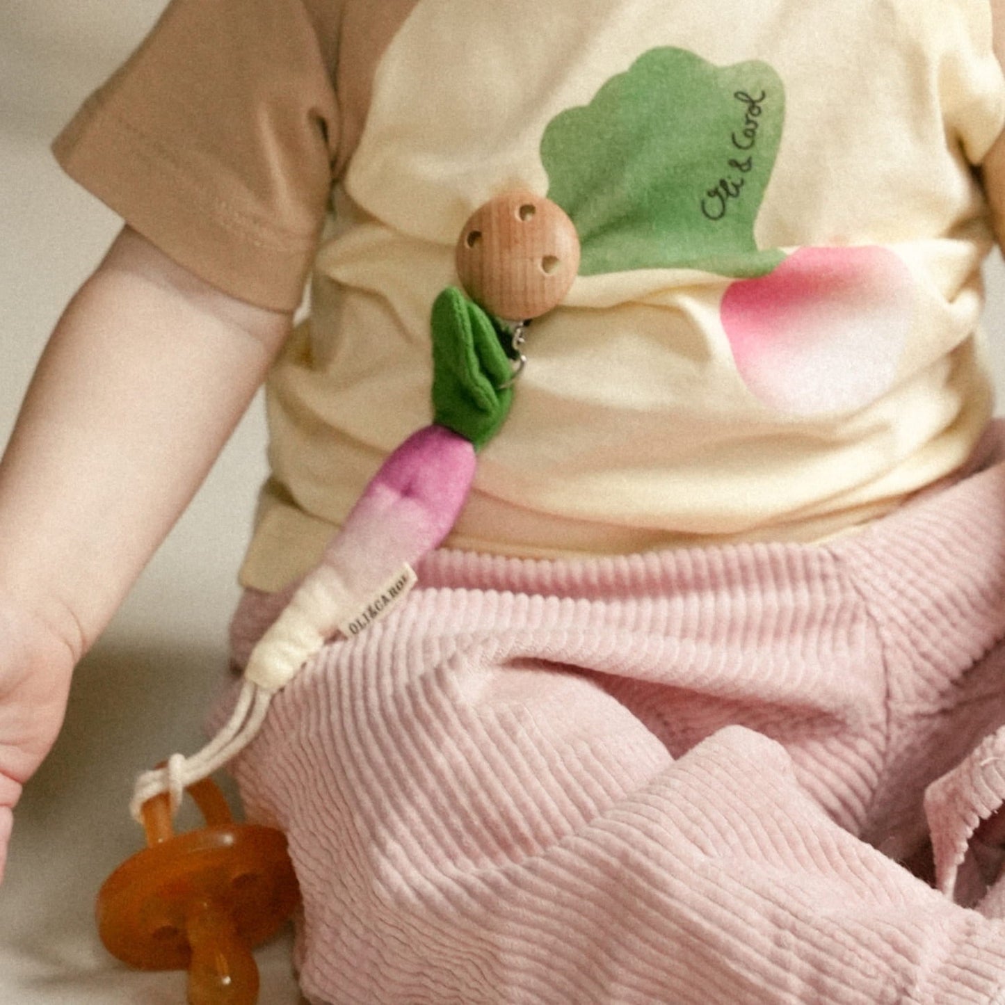 Ramona le Radis – Attache-sucette – vue produit 5