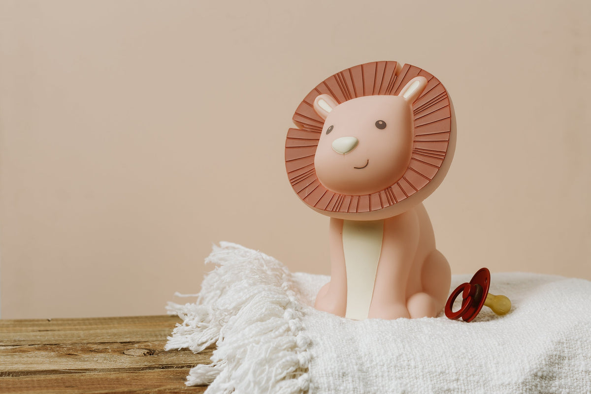 Hakuna rechargeable night light