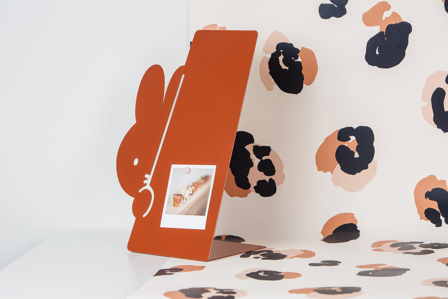 Miffy MagnetBoard Peek a Boo Atelier Pierre Junior - OFCK.fr