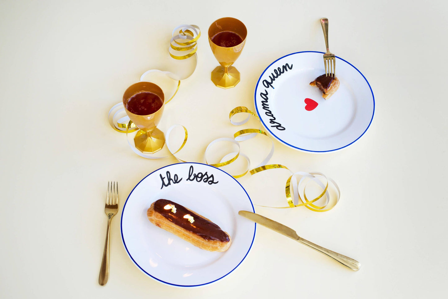 THE FAMILY HAS A BLAST Plate - The Boss