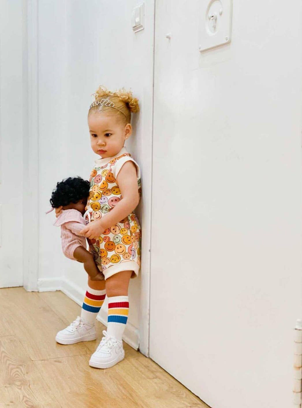 Kindersocken in Primärfarben