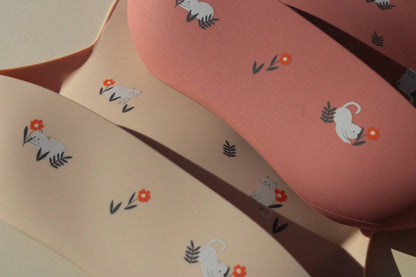 Bavoir en silicone Shayan Chats - Terracotta