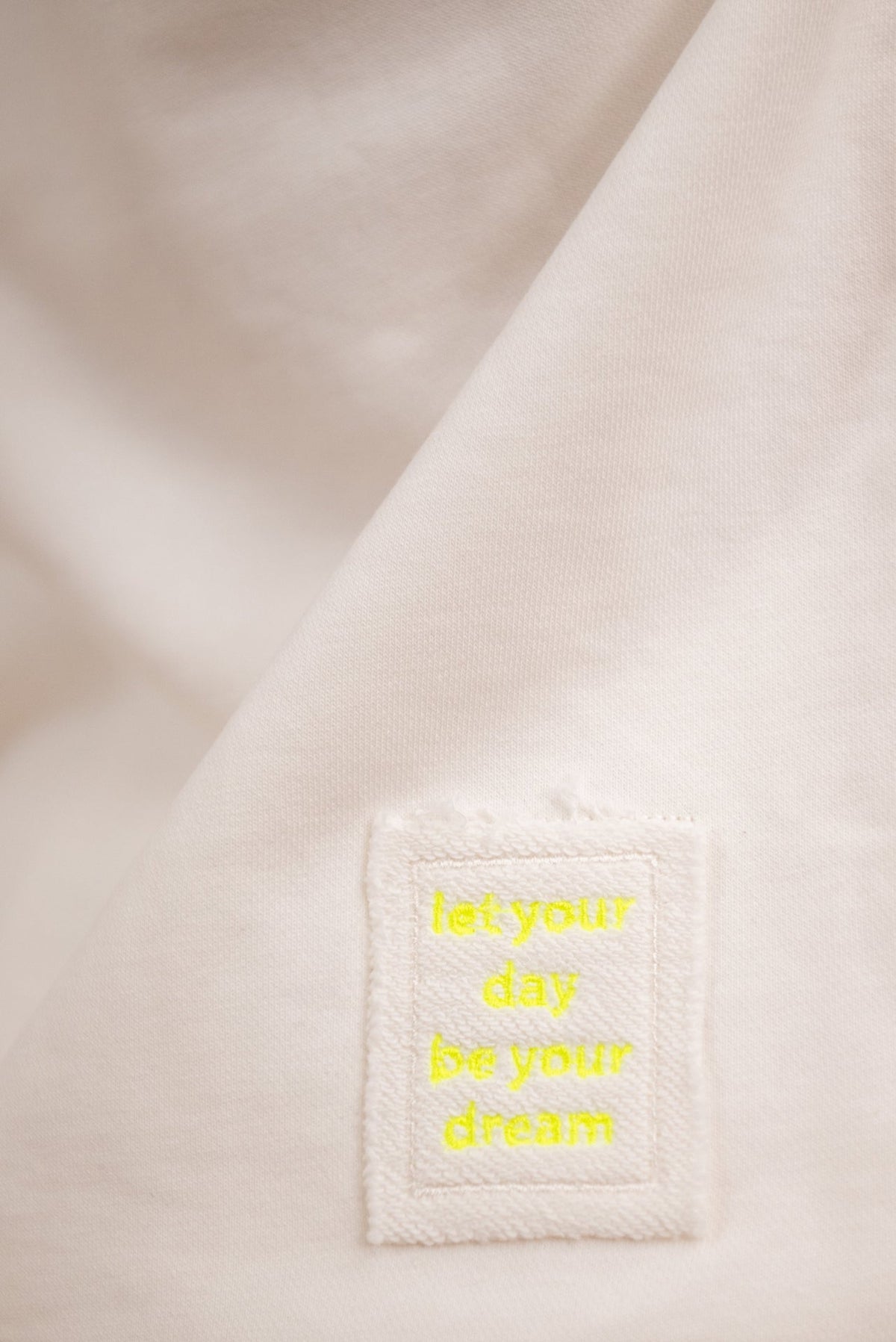 Sweat à capuche blanc unisexe – vue produit 4