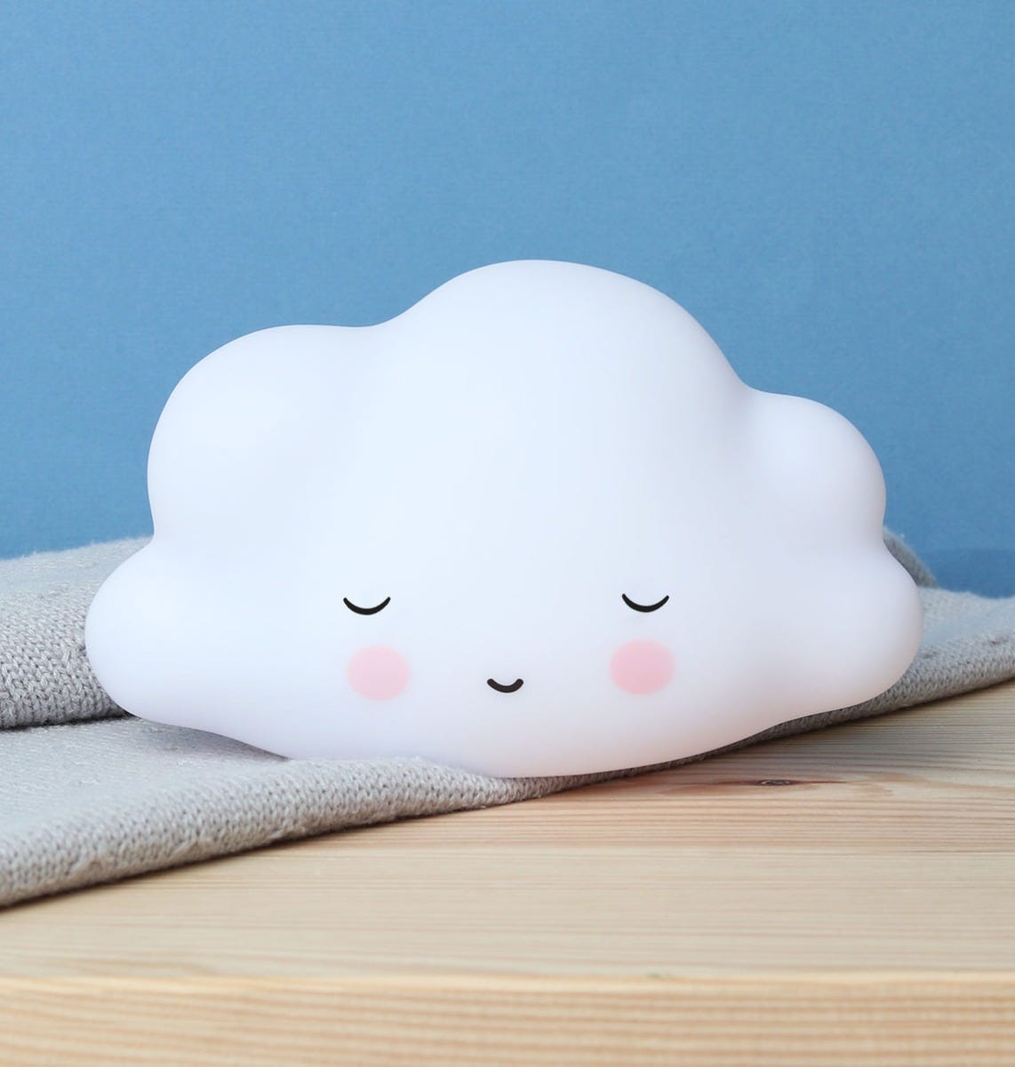 Petite veilleuse Nuage Endormie – vue 2 – A Little Lovely Company