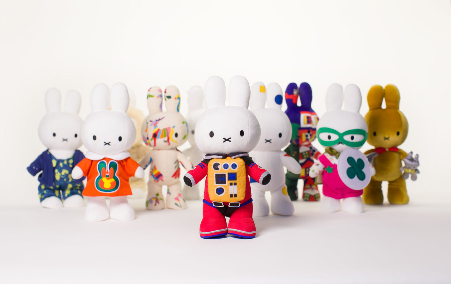 Peluche Miffy Espace Bon Ton Toys - OFCK.fr